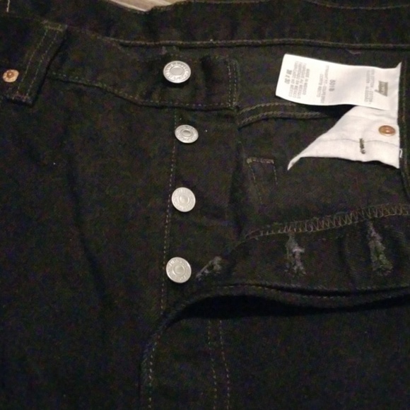 Levi 501 Straight Leg 5 button Fly - Picture 2 of 8